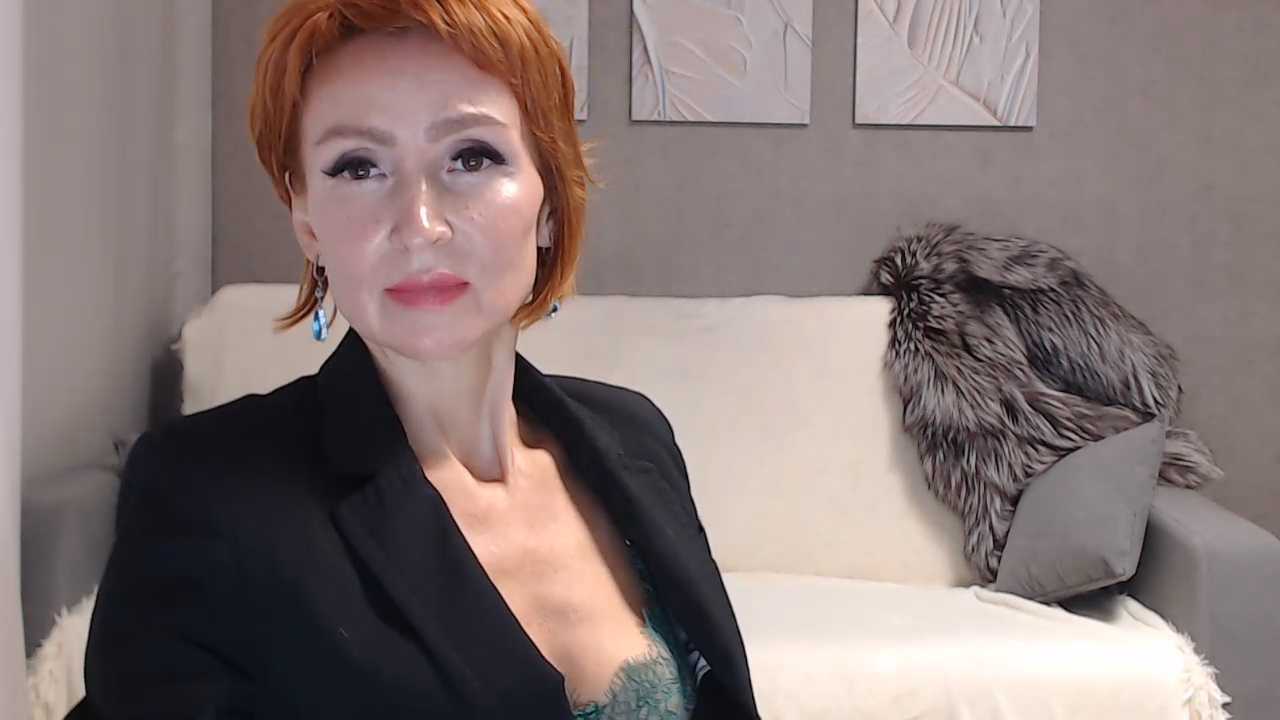 Miss_RedFoxy cam recording