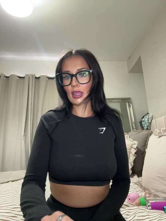 Missolivia_x