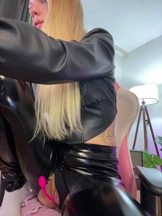 MistressMommyKate cam recording