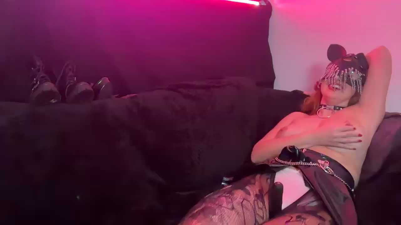 MistressVivienneVex cam recording