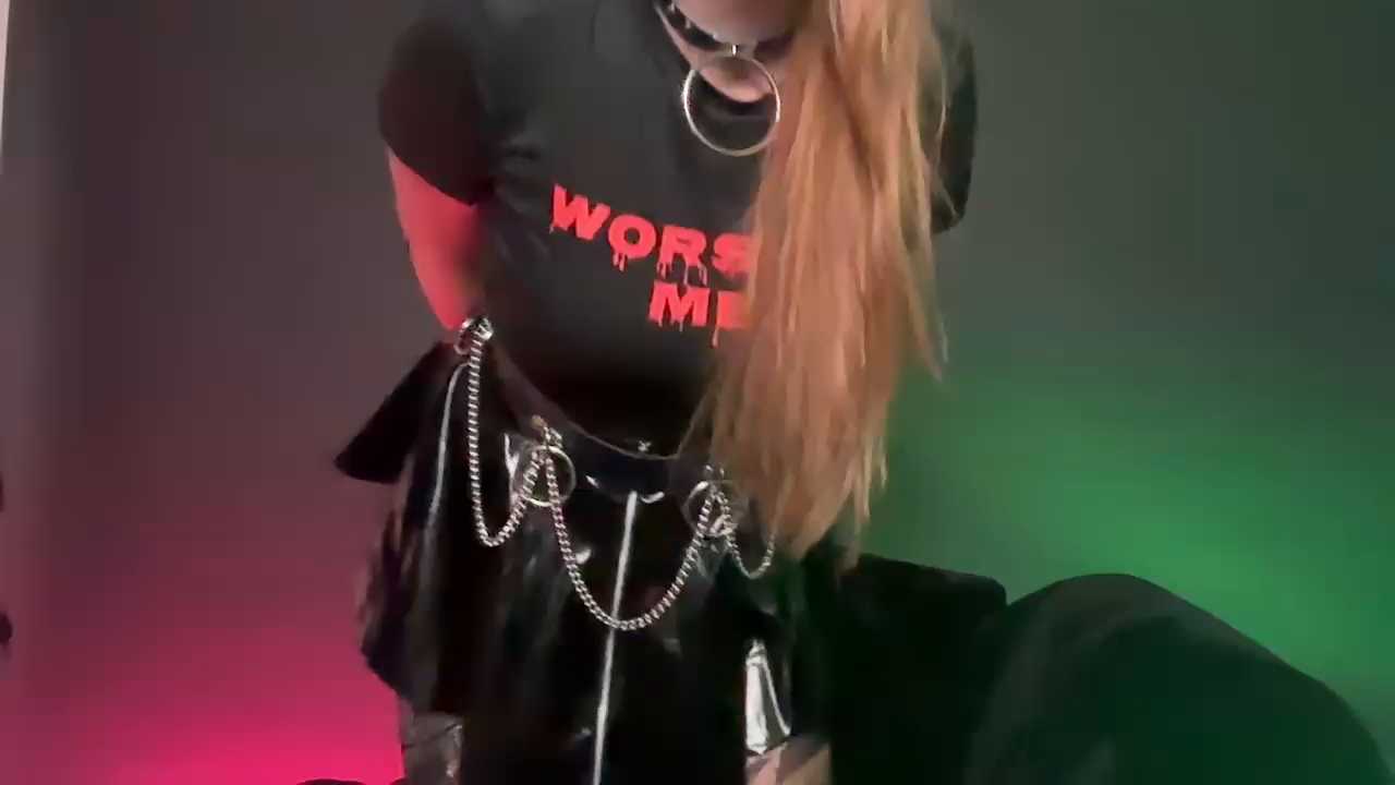 MistressVivienneVex cam recording