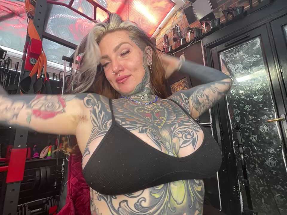MistressWildd cam recording