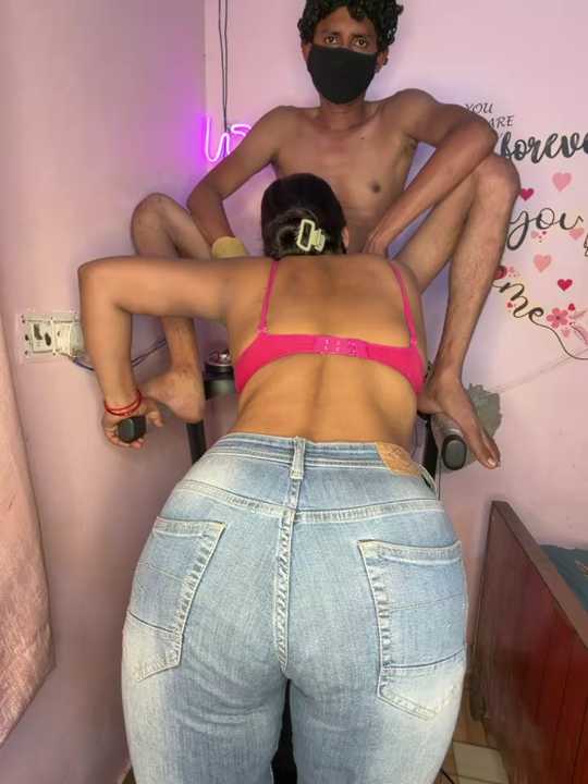 Mistress_Hot-Naina