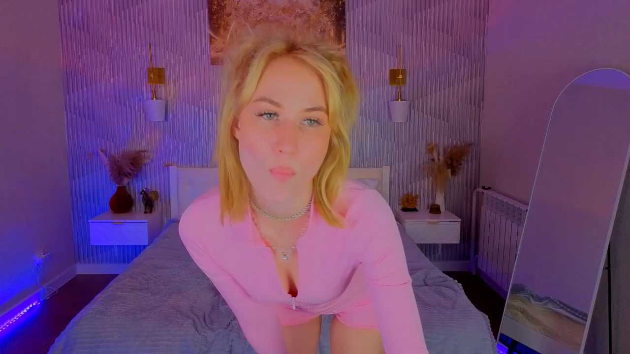 Miya_Reed0