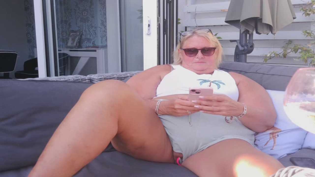 MoistCurveyChanel
