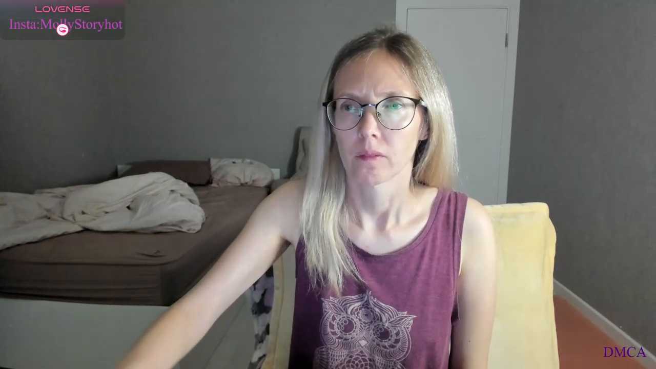 MollyStory cam recording