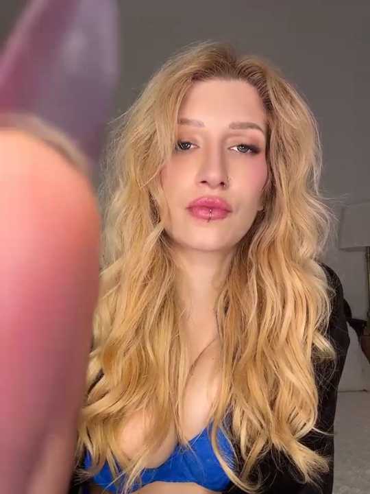 Molly_Johnson_uk cam recording