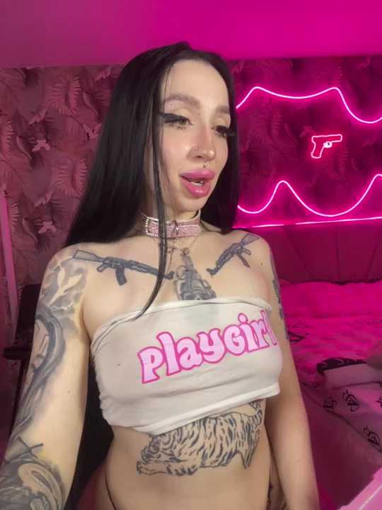 Molly__Moon Stripchat recording – Oct 27, 2026