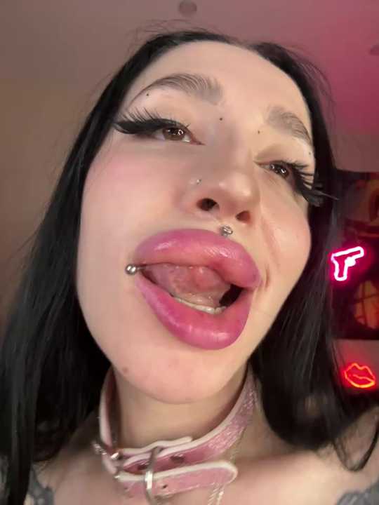 Molly__Moon