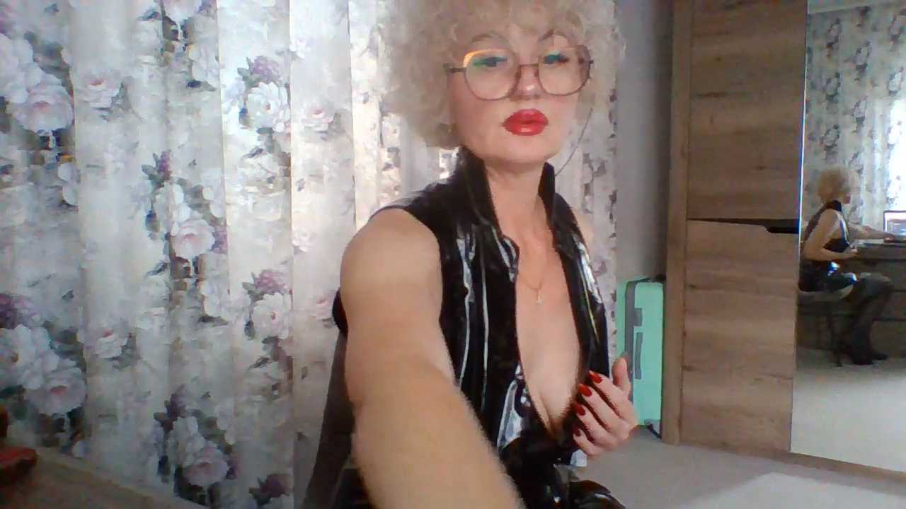 MonAmurx cam recording