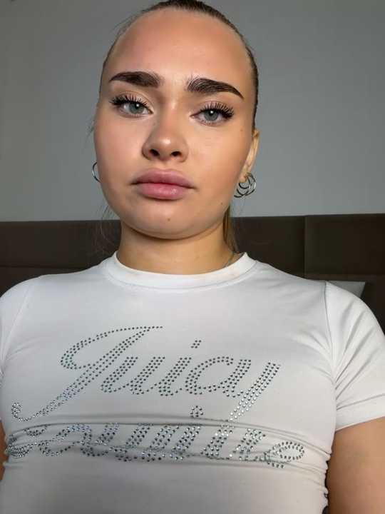 MonicaWestt