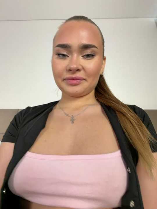 MonicaWestt