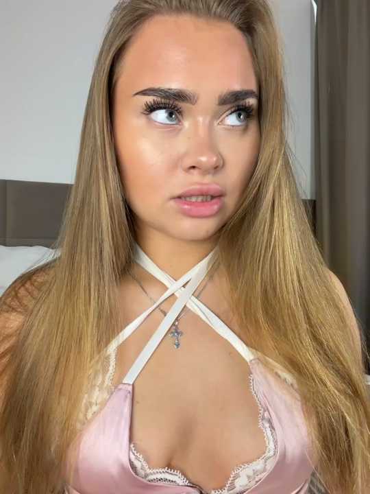 MonicaWestt