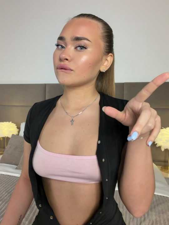 MonicaWestt