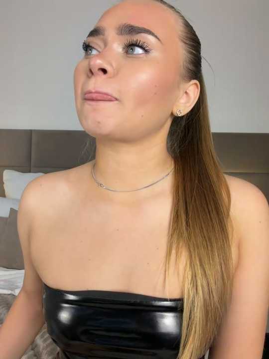 MonicaWestt