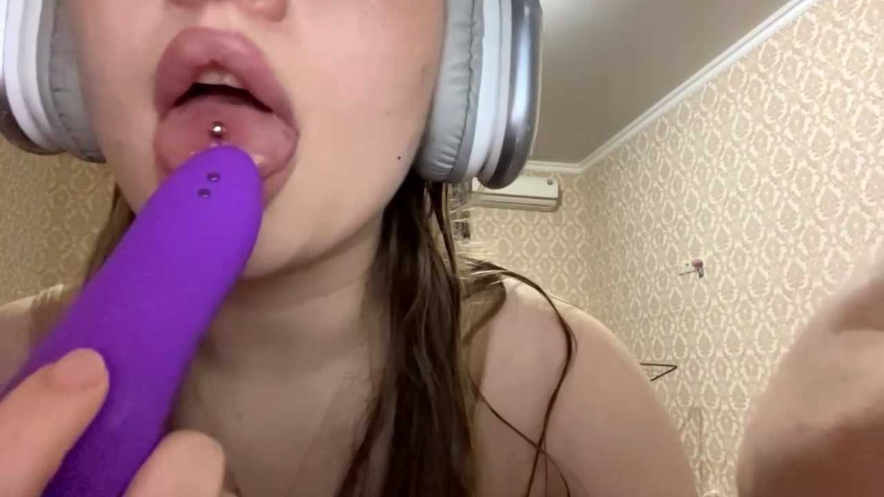 MyrtisBrighter Stripchat recording – Oct 22, 2026