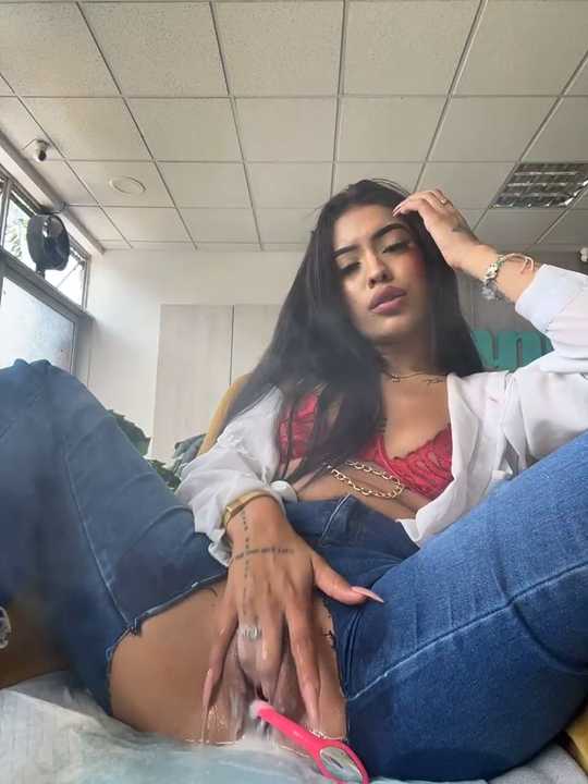 MystiqueXXX cam recording