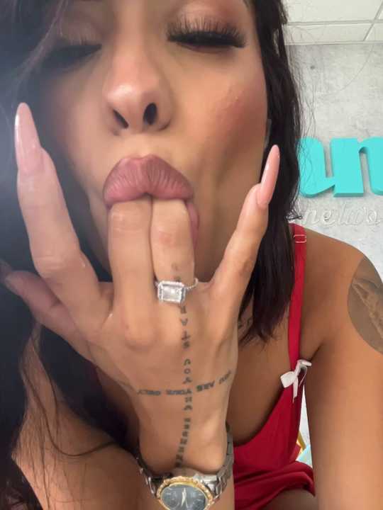 MystiqueXXX cam recording