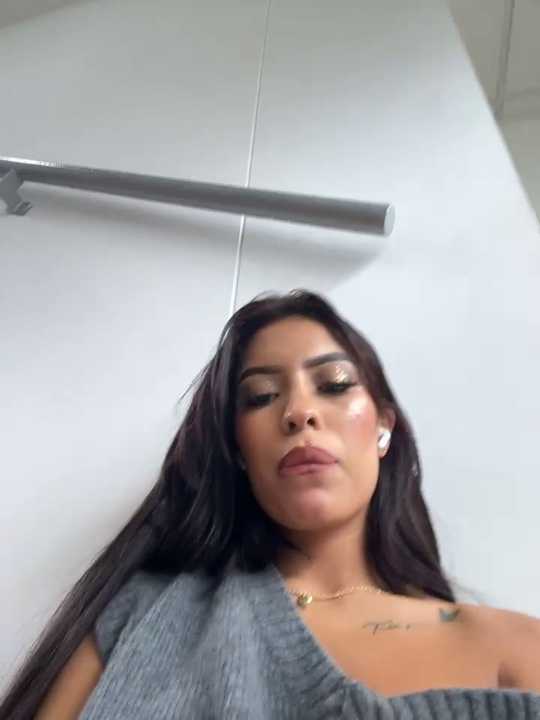 MystiqueXXX cam recording