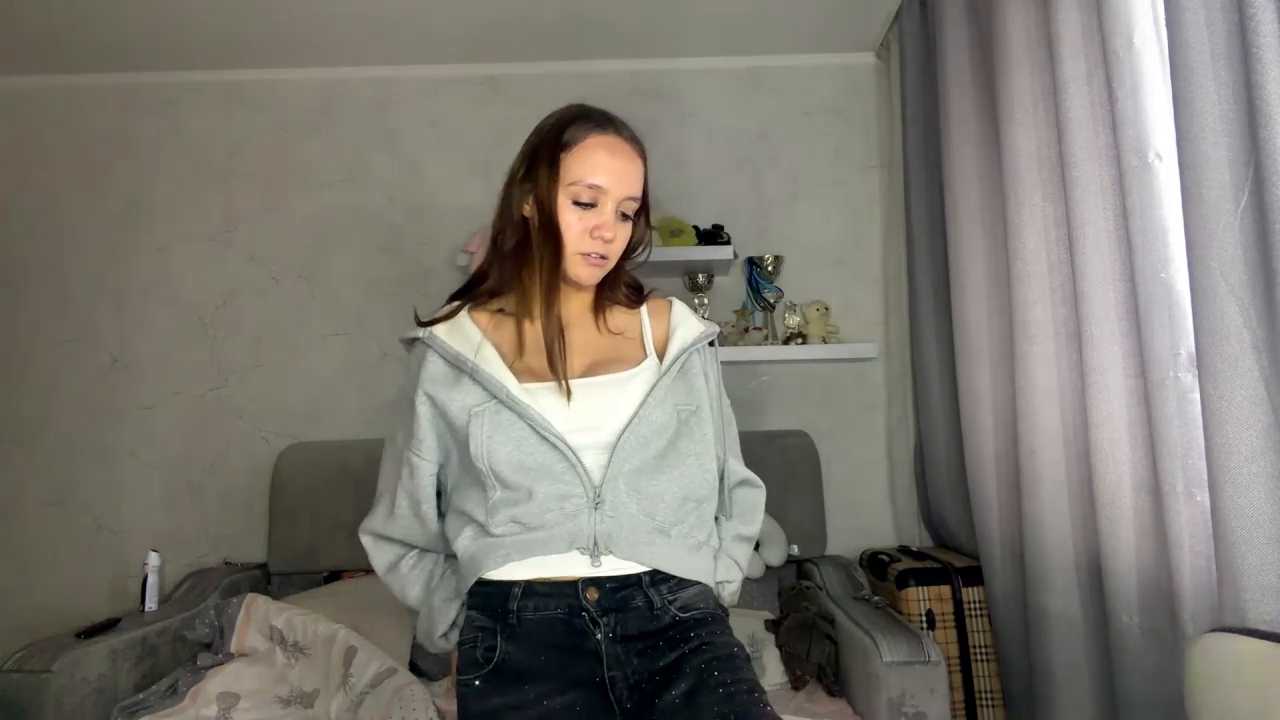 NadeneGutches cam recording