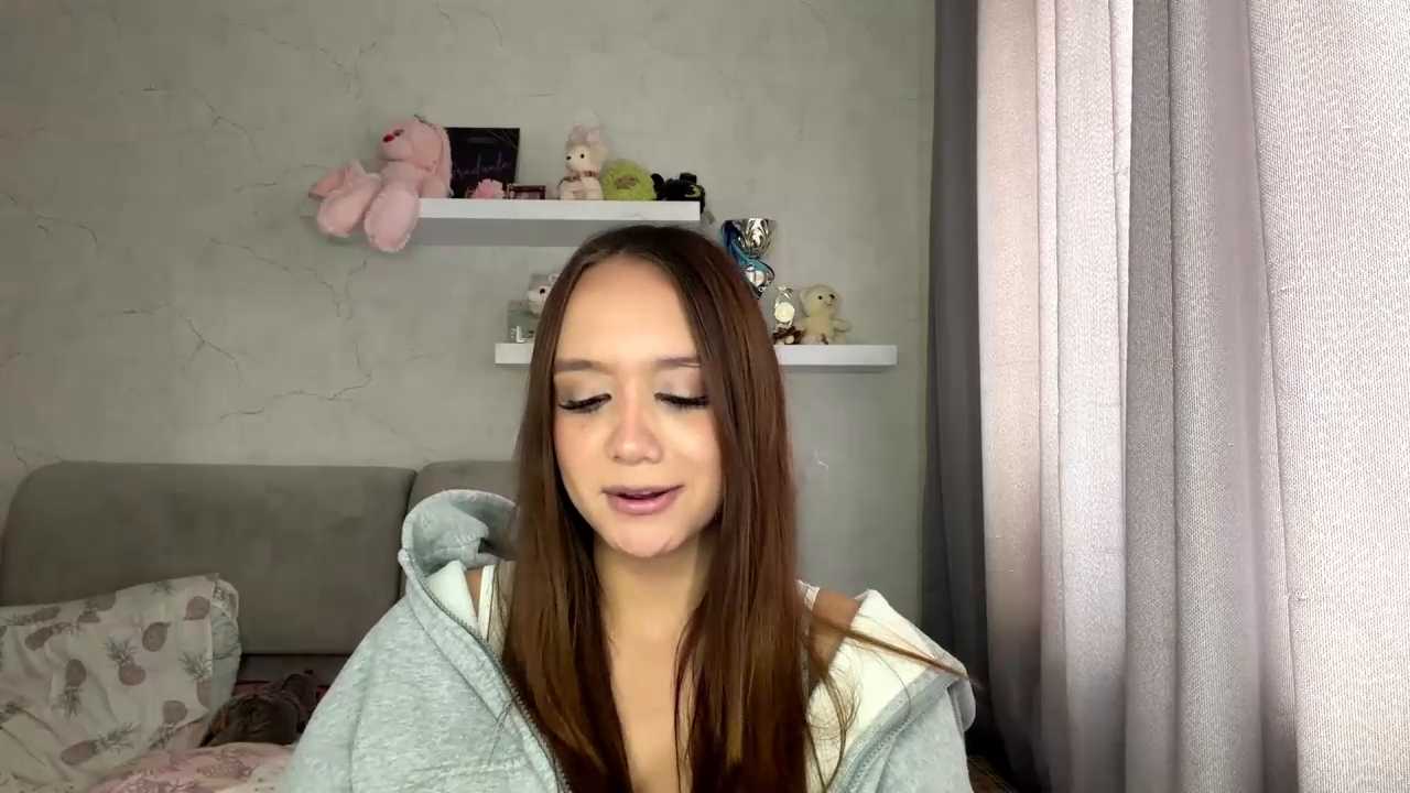 NadeneGutches cam recording