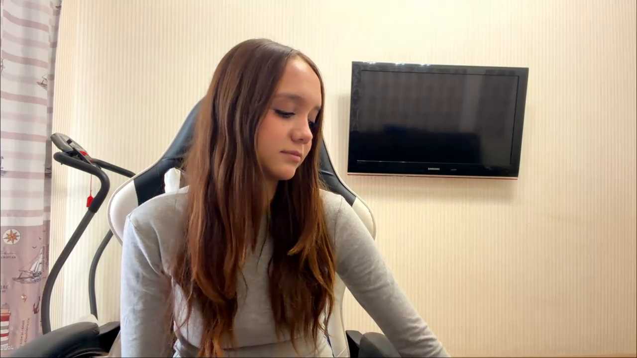 NadeneGutches cam recording
