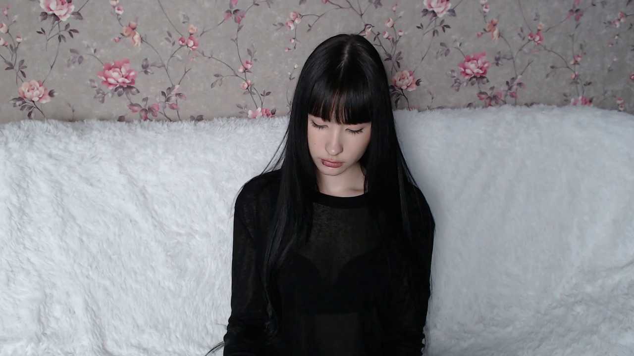 NaemiiBlush