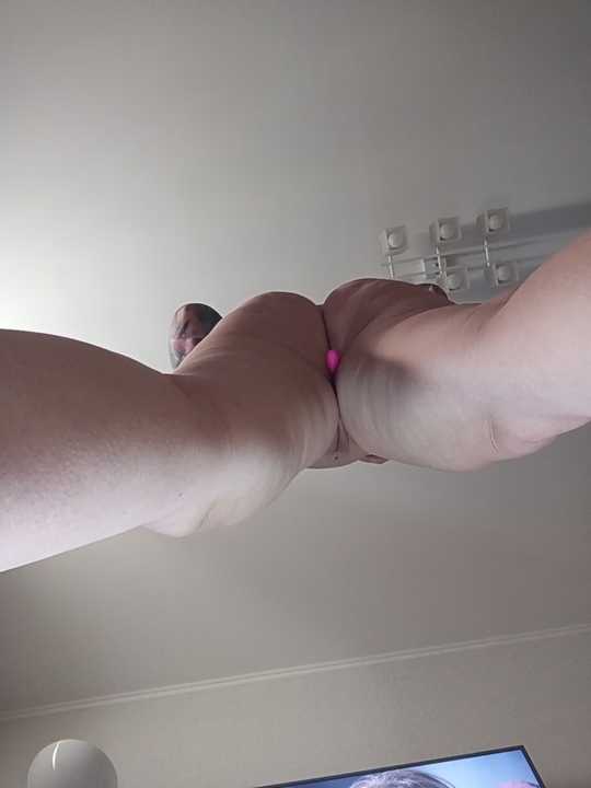 NakedFlowerHelena