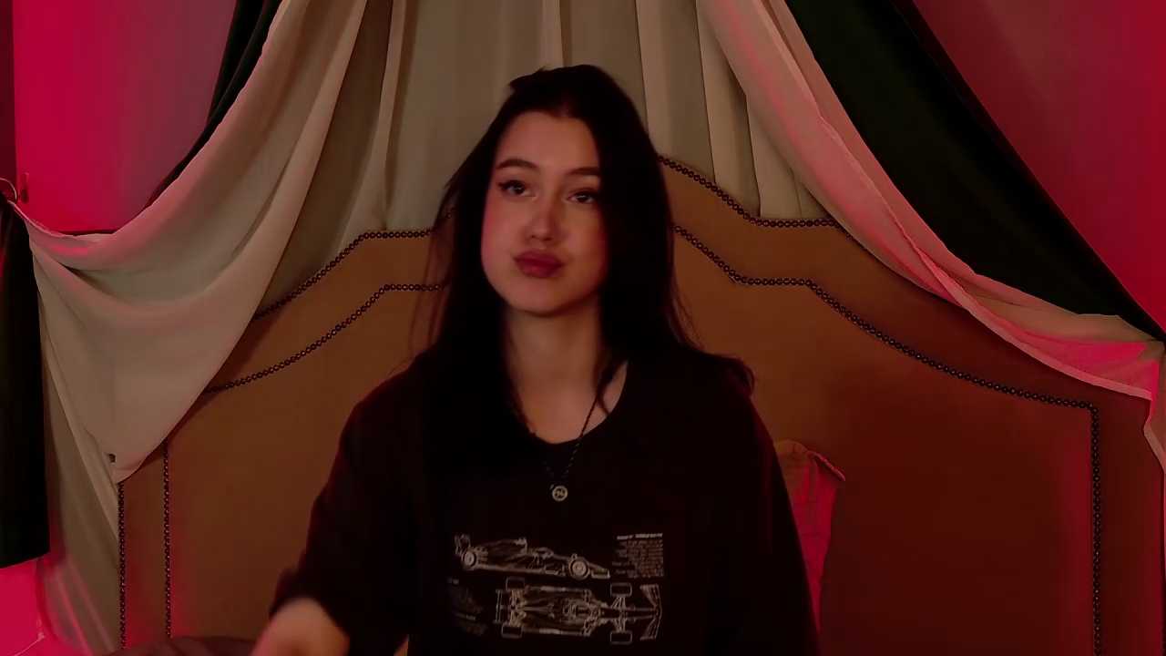 NaomiCumcam cam recording
