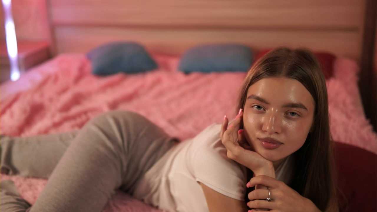 NaomiMayr cam recording
