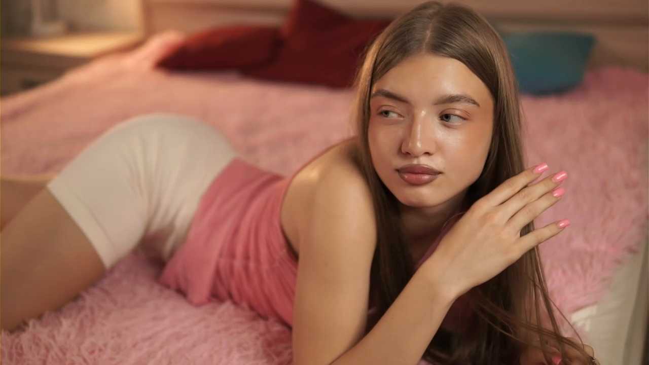 NaomiMayr cam recording