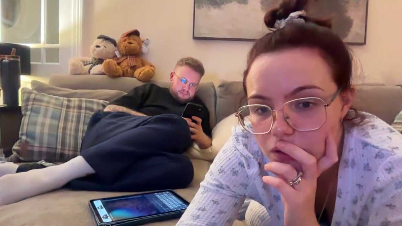 Natural-Ella31 cam recording