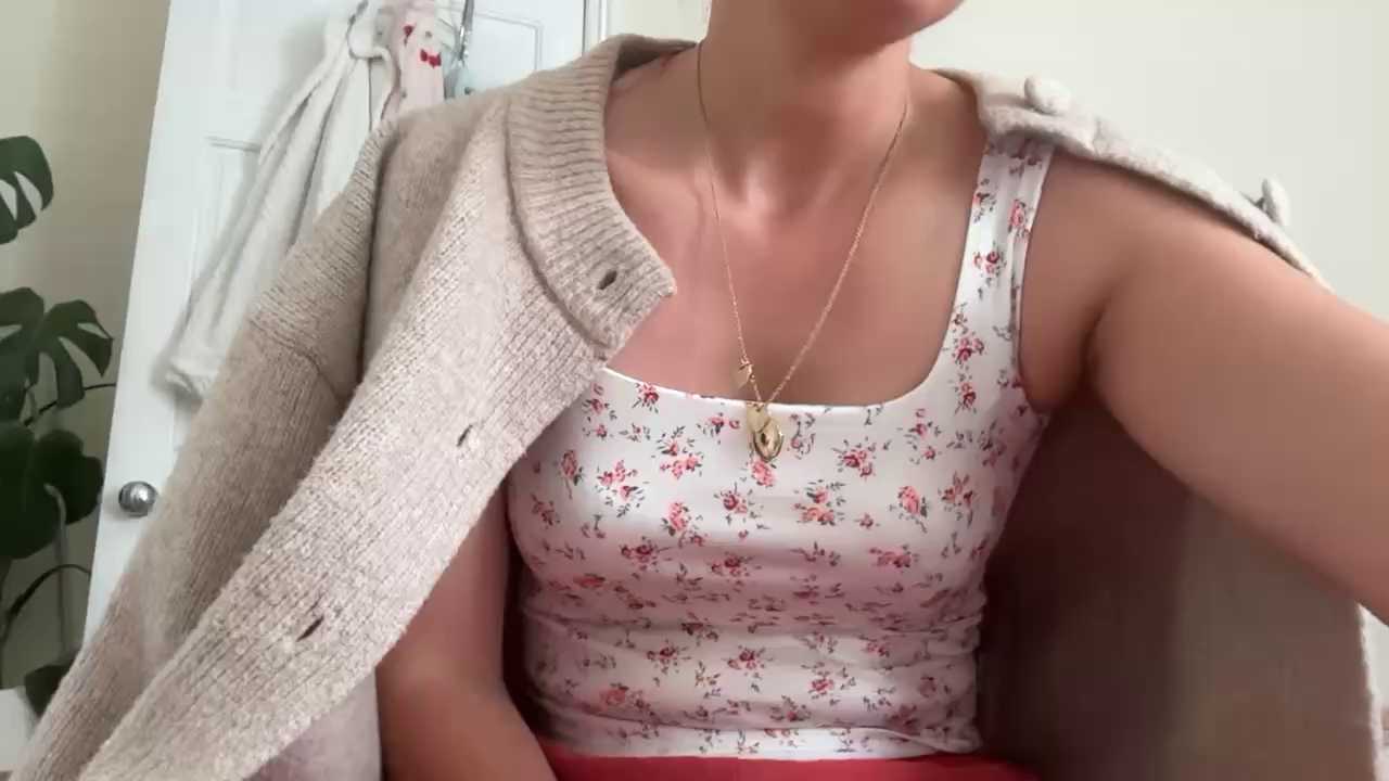Natural-Ella31