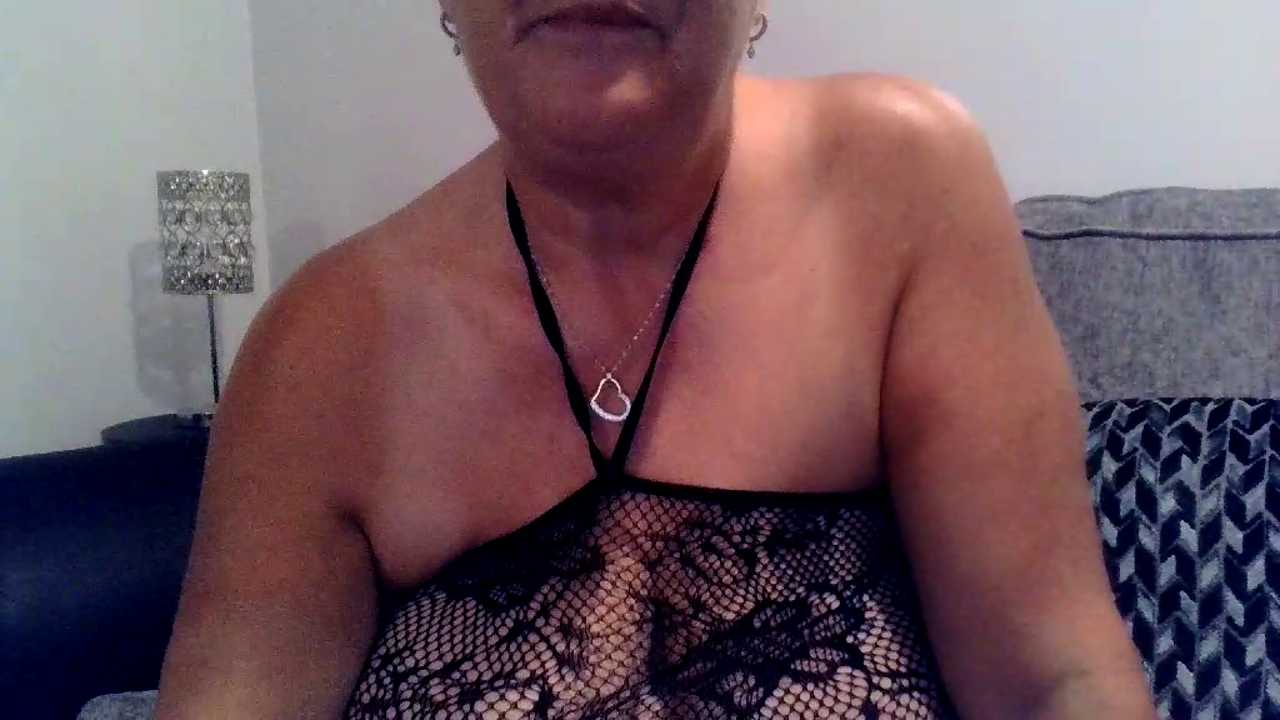NaughtyNessa53xx cam recording
