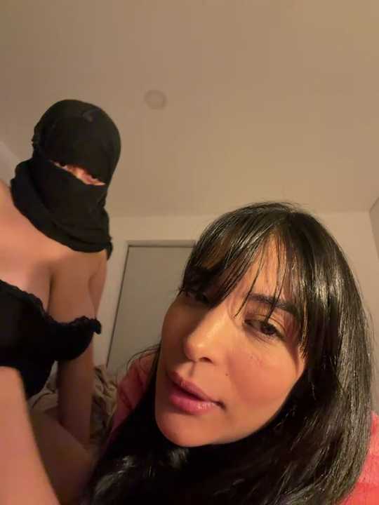 Naughty_Arab_girl