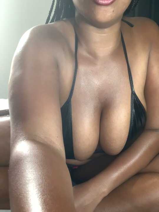 Naughty_JessieX