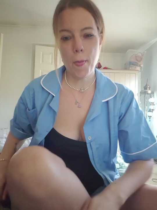 Naughty_Nurse_Sally cam recording
