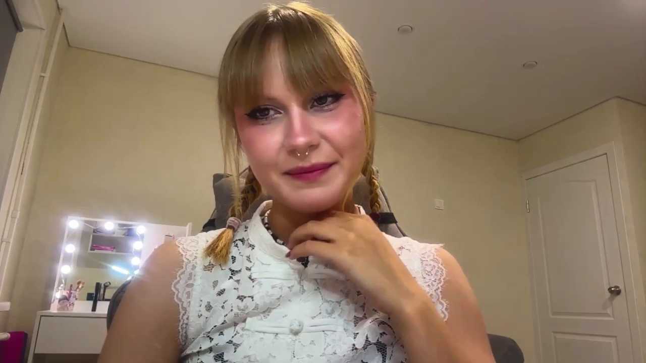 NelliGilbert cam recording