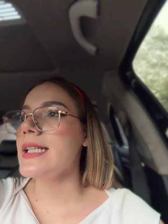 NicoleCut