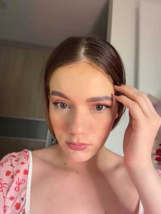 NicoleCut