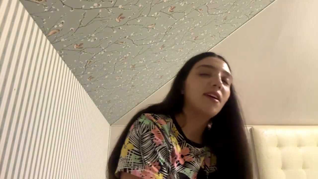 NidaRollman cam recording