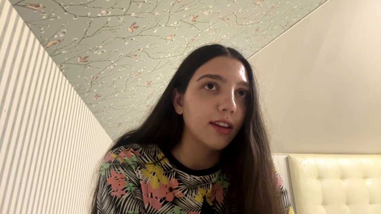 NidaRollman cam recording