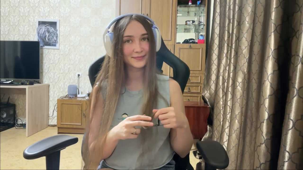 NidiaCurtis cam recording
