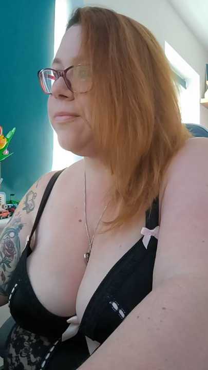 NikiDeeOfficial cam recording