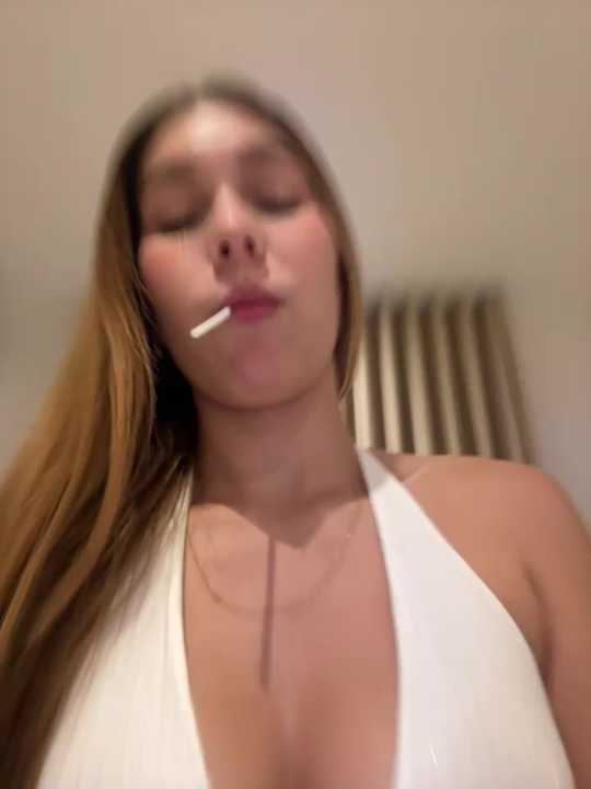 Nikii__ cam recording