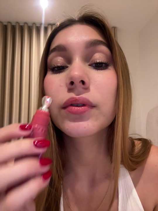 Nikii__ cam recording