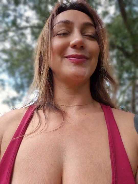Nina_velvet01 cam recording