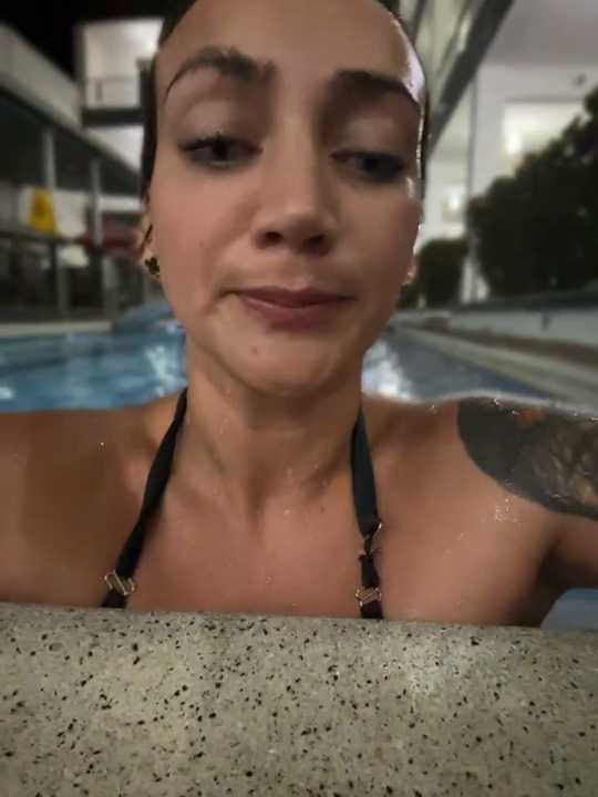 Nina_velvet01