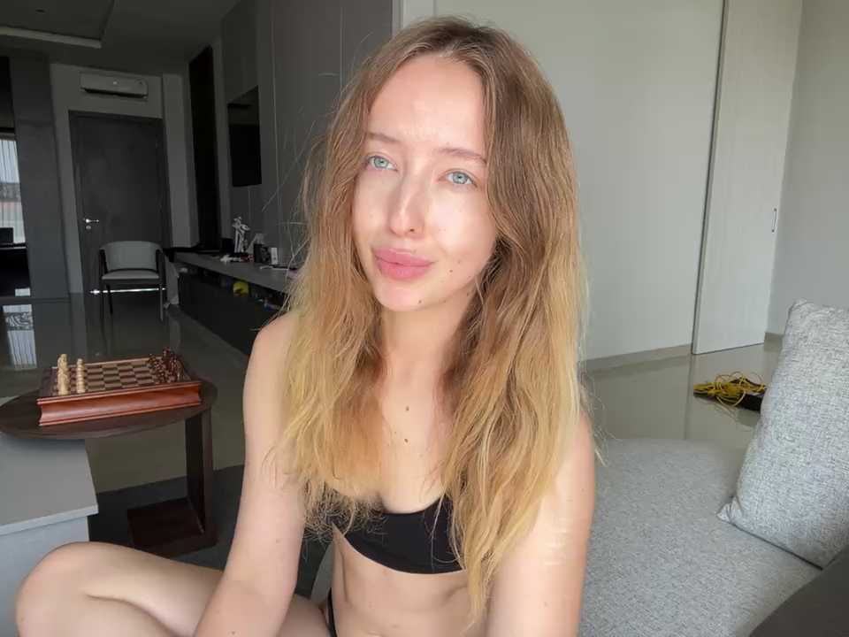 Nura_n_Sarah Stripchat recording – Oct 21, 2026