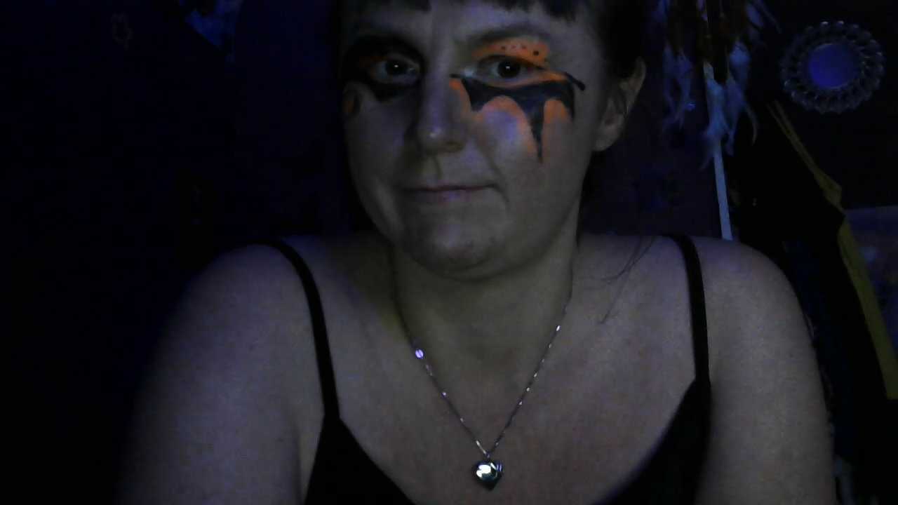 ORANGE-PRETTY-PUSSY